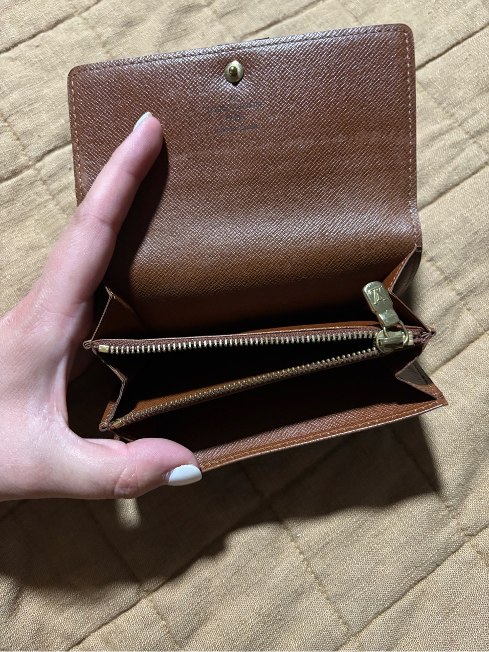 Louis Vuitton Monogram Canvas Key & Card Holder in Brown and Gold - Picture 4 of 4
